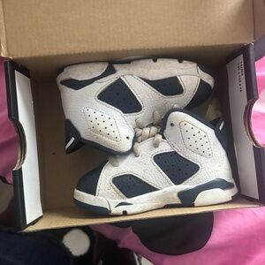 Air Jordan Retro 6s